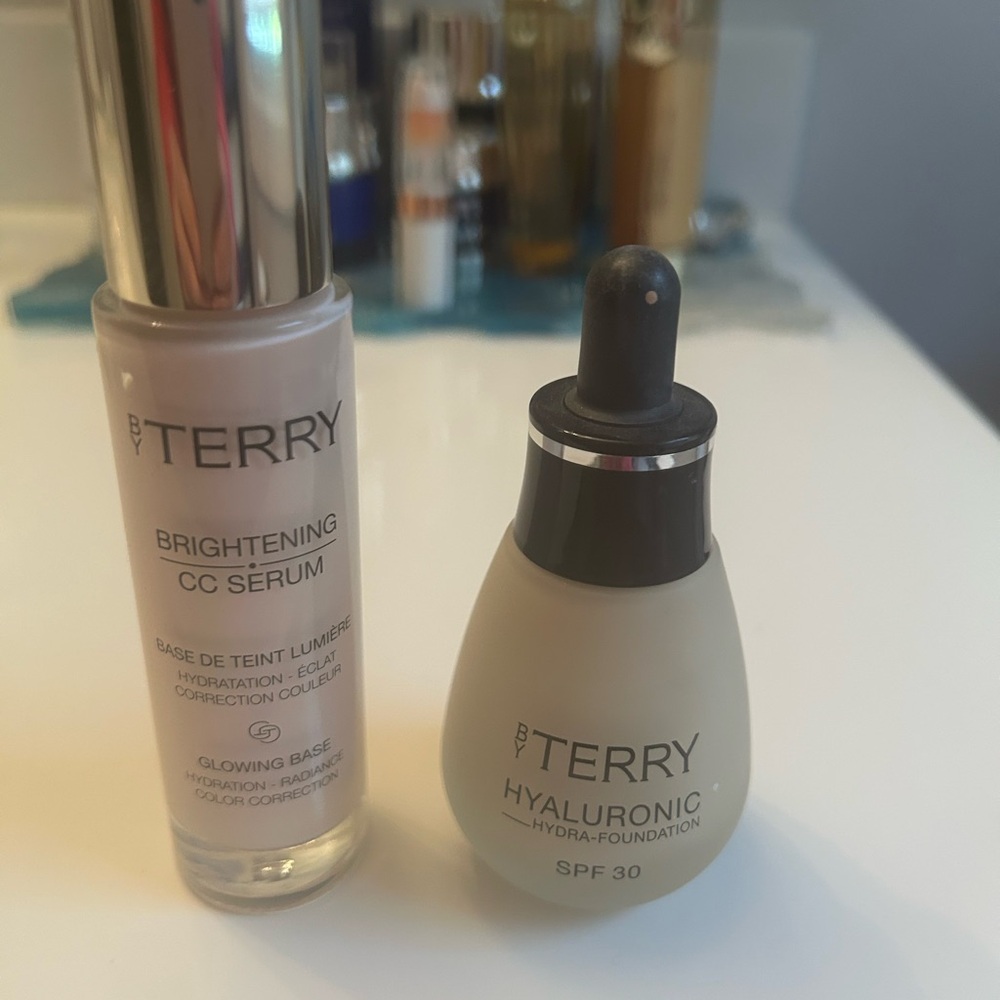 By Terry Brightening CC Serum, blush, and Hyaluronic Hydra-Foundation in 100N